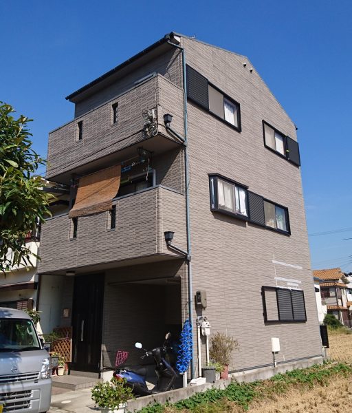 堺市東区O様邸 屋根外壁塗装及び防水工事-施工前