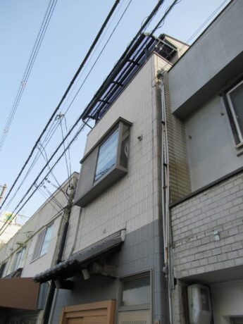 大阪府堺市堺区A様邸 屋根 外壁塗装工事🏠-施工前