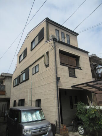大阪府堺市北区I様邸 屋根 外壁塗装及び防水工事🏠-施工前