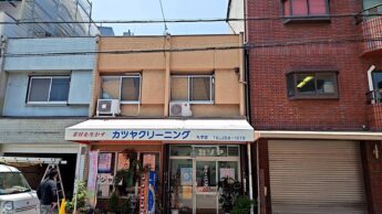 大阪府堺市北区カツヤクリーニング様 外壁塗装工事🏠-施工前