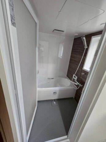 大阪府堺市美原区N様邸「お風呂の寒い・滑る・掃除が大変をまるごと解決！」-施工後