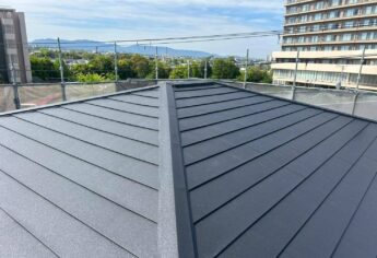 大阪府堺市中区N様邸屋根カバー工法「壊さず、守る。カバー工法で叶える一生モノの安心」-施工後