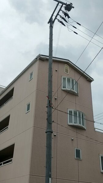 大阪府堺市西区フェルティ鳳様雨樋交換及び付帯部塗装「確かな技術、美しい仕上がり」-施工前